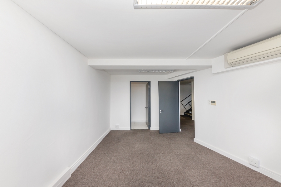 To Let commercial Property for Rent in De Waterkant Western Cape